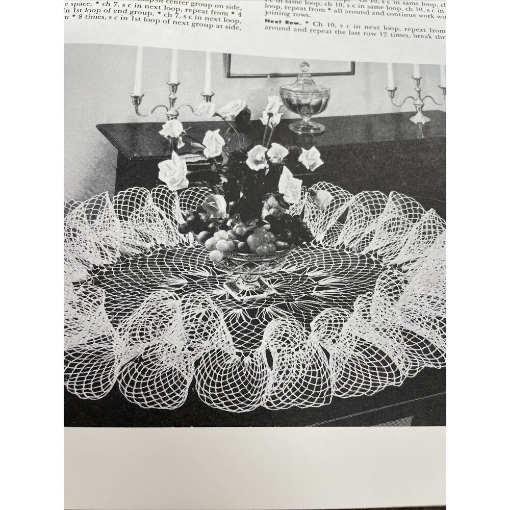 Vintage 1982 Crocheting Ruffles Doilies Patterns Dover Needlework Series - Picture 9 of 11